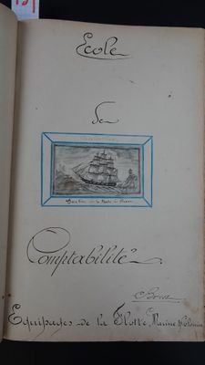 un livre sur lequel figure l'image d'un bateau