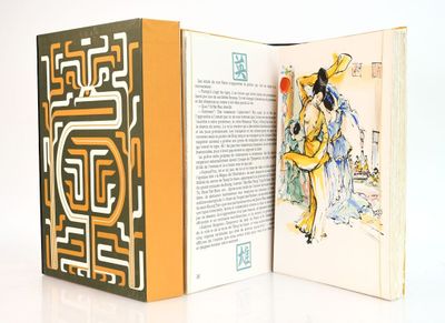 un livre ouvert sur lequel figure une femme