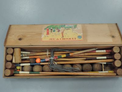 wooden crochet set in a wooden box with crochets and crochets in it