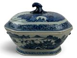 an image of a blue and white tureeny dish with a lid