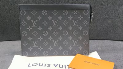 authentic louis vuitton clutch bag with card holder