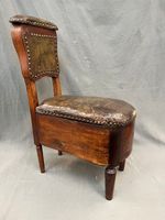 Chaise de commodité ou bidet en hêtre mouluré et tapissé de …