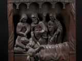 une image représentant une crèche sculptée dans le bois