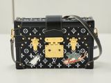 Sac « Trunk » Louis Vuitton avec finitions dorées et motifs floraux