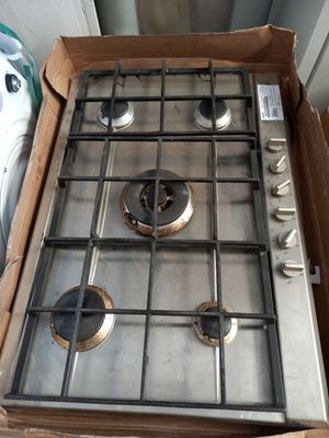 Plaque de cuisson à gaz 6 foyers SMEG modèle P272XGH (à nett…