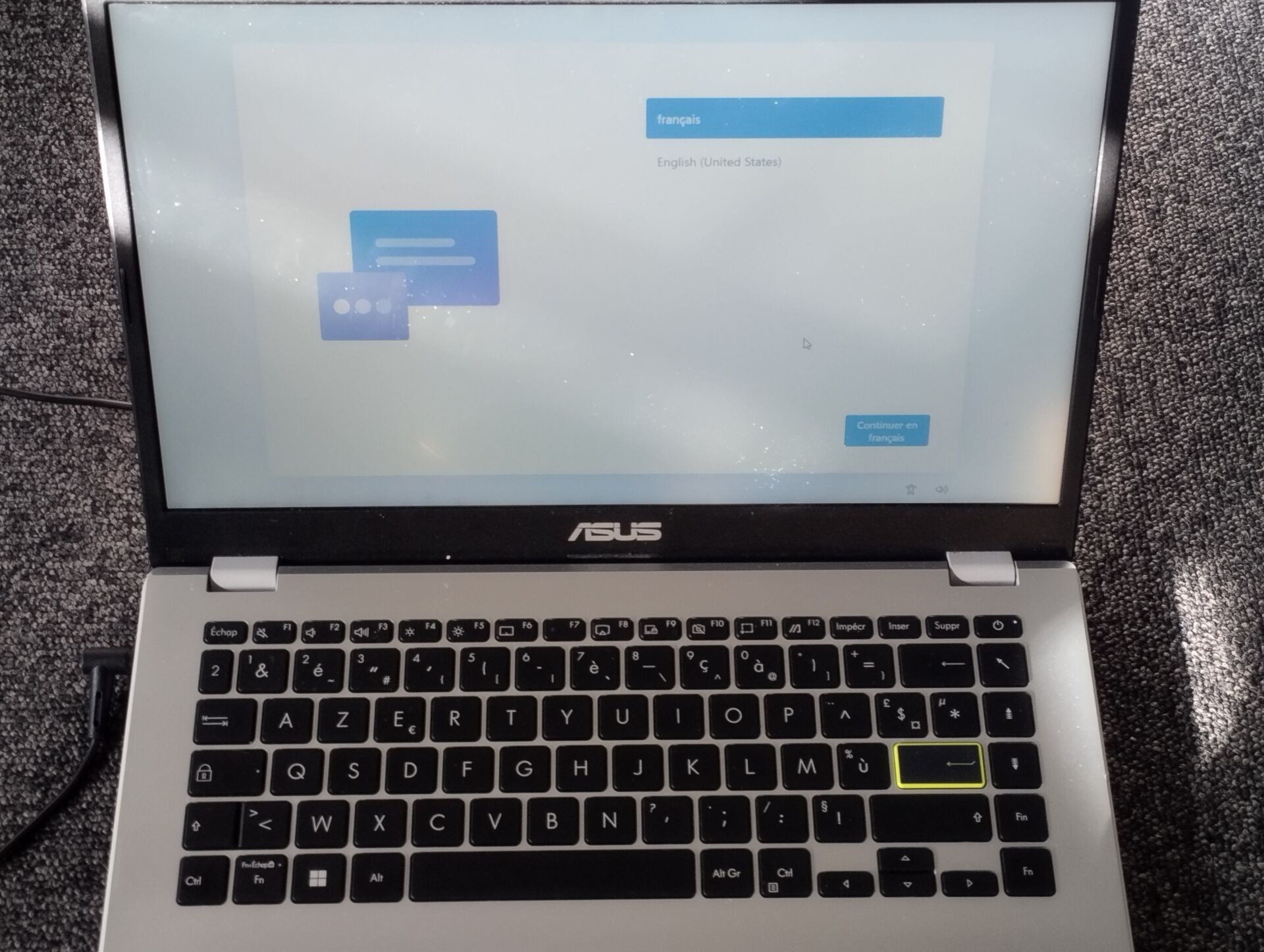Ordinateur portable ACER Laptop E410M n° de série N7N0CX03B0…