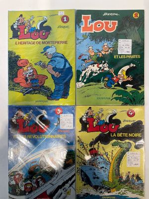lot de quatre bandes dessinées « lol », comprenant notamment « Les aventures de lol » et « Les aventures de lol »