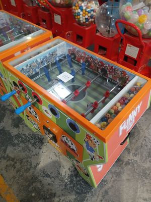 Baby-foot distributeur de balles rebondissantes - Photo 1