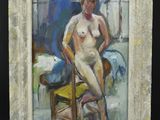 une peinture à l'huile représentant une femme assise sur une chaise dans une pièce