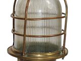 une image représentant une lampe posée sur une table