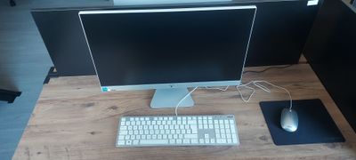 Ordinateur tout-en-1 ASUS V241EAK-WA311W avec clavier et sou… - Photo 1