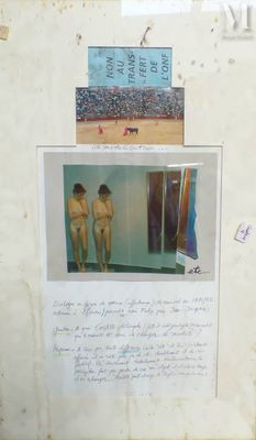 une photo d'un homme et d'une femme debout devant un miroir