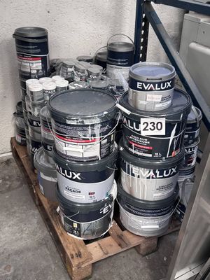 Une palette de peinture intérieur/extérieur EVALUXenvirons 2…