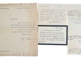 une vieille lettre sur laquelle figure la photo d'un homme