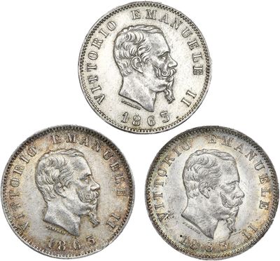trois types différents de pièces d'argent représentant le visage d'un homme et la tête d'une femme