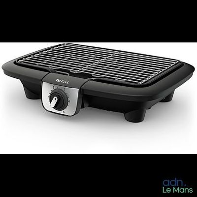 an image of a grill on a white background