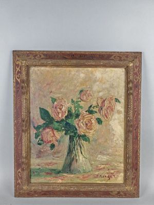 tableau représentant des fleurs dans un vase posé sur une table dans une pièce