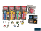 il y a beaucoup de porte-clés Pokémon dans le colis