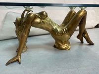 TABLE basse à piètement en bronze à patine dorée en forme d'… (photo 5)