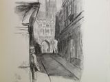 dessin au crayon représentant un homme marchant dans une rue en ville