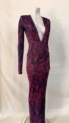 a red and black dress on a mannequin mannequin mannequin mannequin mannequin mannequin mannequin mannequin mann