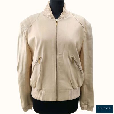 une image d'une veste sur un mannequin, un mannequin, un mannequin, un mannequin, un mannequin, un mannequin, un mannequin, un mannequin, un mannequin, un mannequin, un mannequin, un mannequin, un mannequin, un mannequin, un mannequin, un mannequin, un mannequin, un mannequin, un mannequin, un mannequin, un mannequin, un mannequin, un mannequin, un mannequin, un mannequin, un mannequin, un mannequin, un mannequin, un mannequin, un mannequin, un mannequin, un mannequin, un mannequin, un