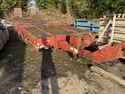 1 benne plateau porte engin sans marque apparente - Photo 1