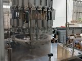 une photo d'une machine dans une usine