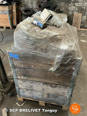 Lot de pièces neuves John Deere pour matériel agricole - Photo 1