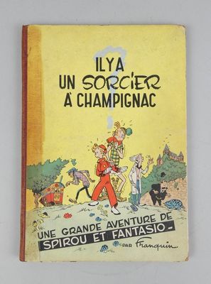 un livre jaune sur lequel figure l'image d'un personnage de dessin animé
