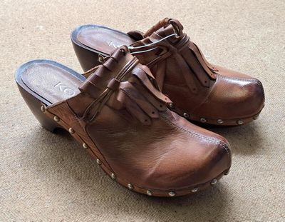 128 / Paire de chaussures - KOOKAI - Pointure 36 /// C…