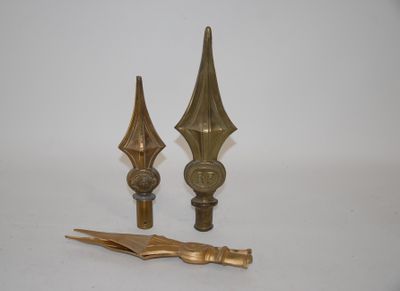 pair of antique brass finitions and umbrella stand