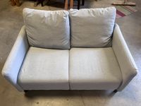 Canapé tissu gris clair moderne (133x85xH.