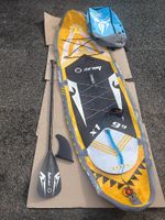 Paddle gonflable de marque Z-RAY dimensions : 9'9" x 30" x 6…