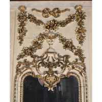 GRAND TRUMEAU LOUIS XVI en bois rechampi et doré à vases à l… (photo 2)
