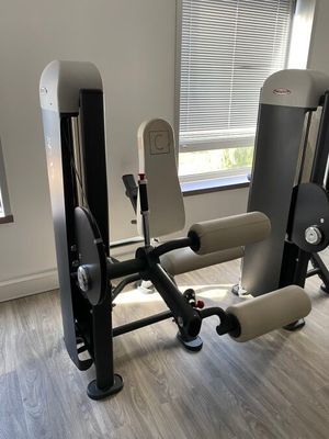 *1 SEATED LEG CURLING de marque PANATTA (Situé 1er étage sal…