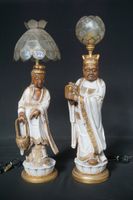 2 grandes statues / lampadaires en céramique - personnages c…