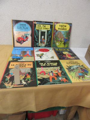 LOT D'ALBUMS TINTIN (deux photographies) 60 - 80 EURO