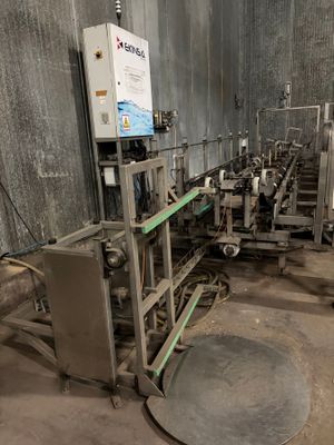 an image of a machine that is working in a factory