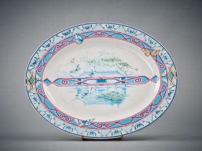 HERMES Paris made in France Plat de forme ovale modèle "Le j…