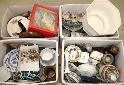 Lot de vaisselle et bibelots contenus dans 4 cartons dont as… - Photo 1