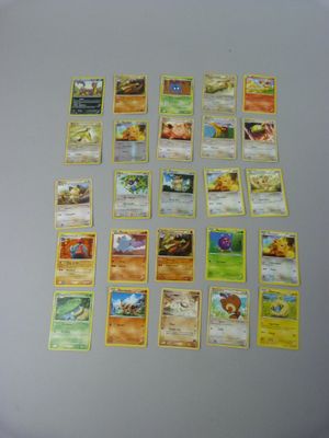 POKEMON NINTENDO Lot de 25 cartes Pokémon françaises.