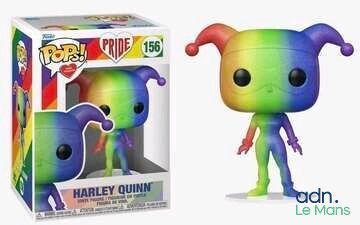 un gros plan d'une figurine Pop Vinyl dans sa boîte