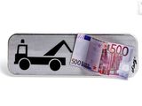 une photo d'un panneau sur lequel figurent l'image d'un camion et celle d'un billet en euros