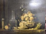 une photo d'un tableau représentant une nature morte avec des fruits et une bouteille