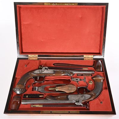 JOLI COFFRET DE DUEL en placage de loupe d’Amboine avec un f… - Photo 1