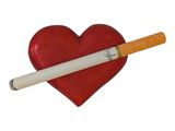 une cigarette en forme de cœur et une cigarette en forme de cœur