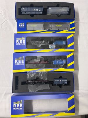 HO – REE – Lot de 4 wagons marchandises dont 3 x mono porteur avec con - Photo 1