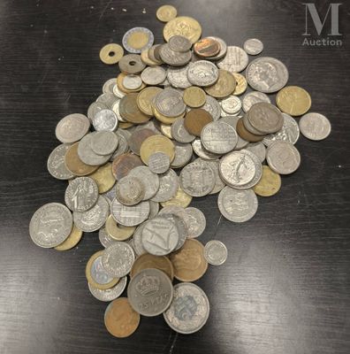 MONNAIES Lots de pièces diverses : francs français, belge, p…