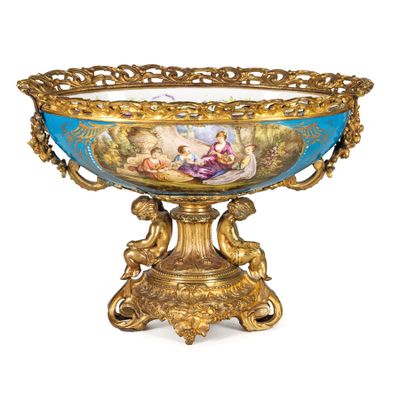 Coupe EN Porcelaine MontÉE, France, Fin DU 19e SIÈCle